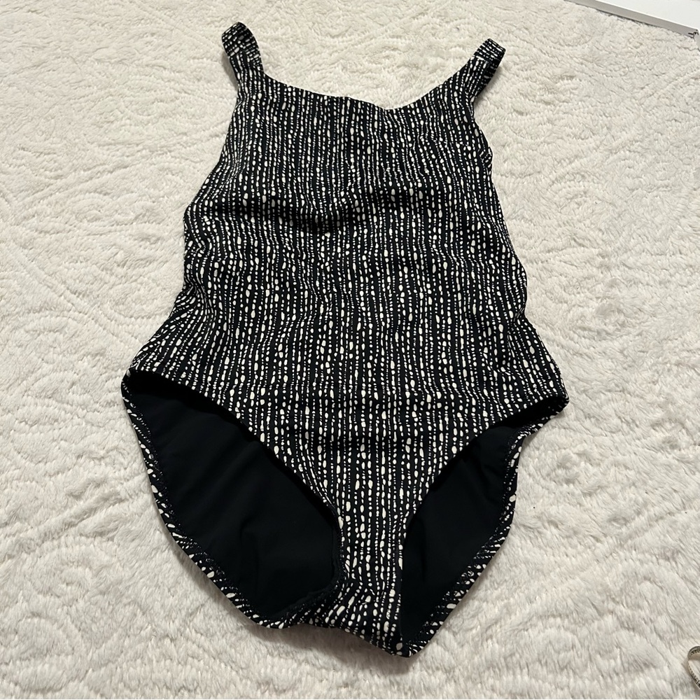Athlete Black & White One Piece Swimming Bathing Suit Sz Small Beach Vacation